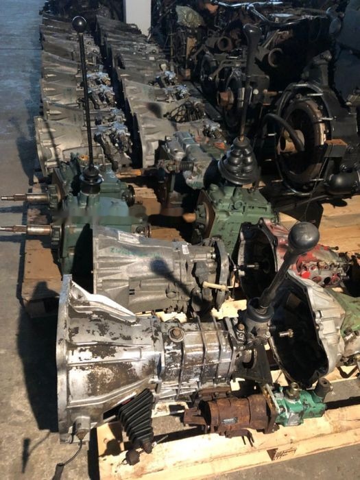 Din dezmembrari - piese MAN TGA truck - Motor por Camião: foto 2 Din dezmembrari - piese MAN TGA truck - Motor por Camião: foto 2