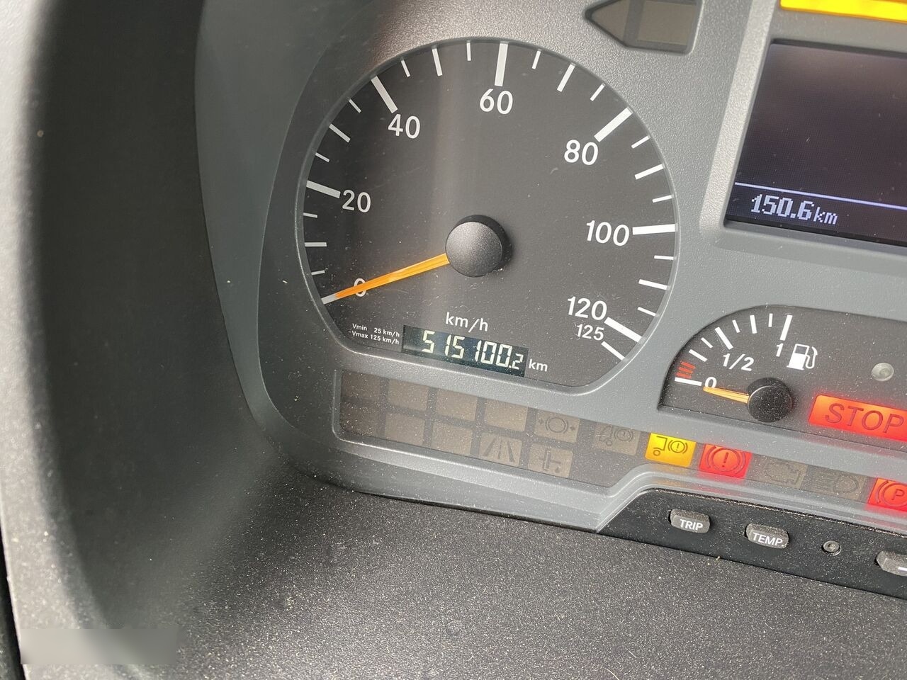 Tractor Mercedes-Benz Axor MP2 1843: foto 12 Tractor Mercedes-Benz Axor MP2 1843: foto 12