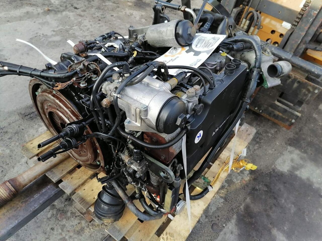MAN D0834 LFL65 MAN TGL - Motor por Camião: foto 2 MAN D0834 LFL65 MAN TGL - Motor por Camião: foto 2