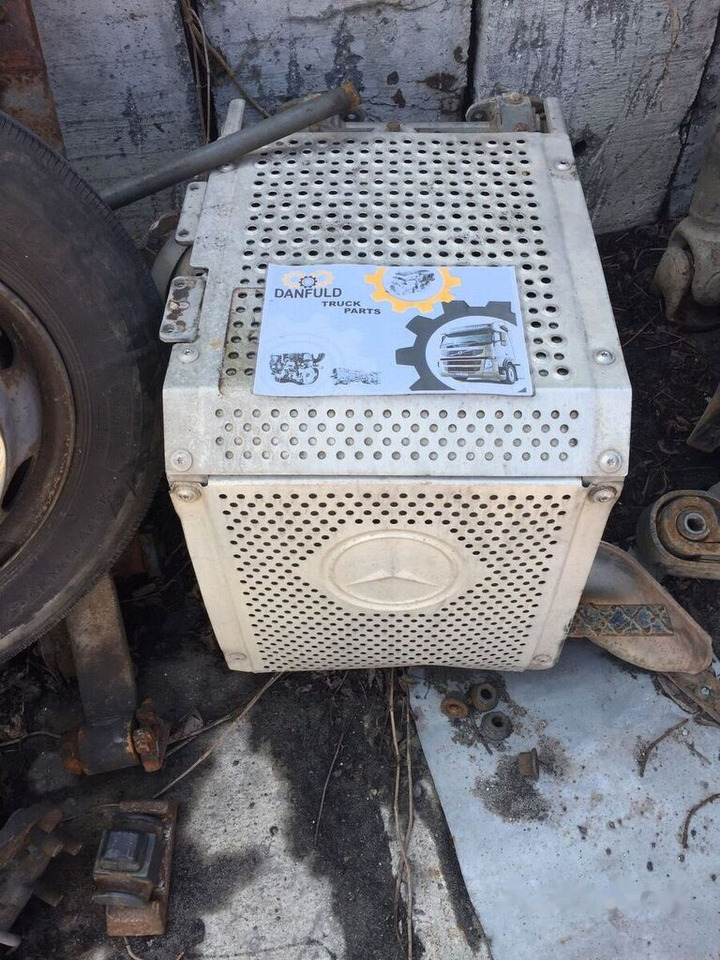 Mercedes-Benz Axor OM457LA   truck - Conversor catalítico por Camião: foto 1 Mercedes-Benz Axor OM457LA   truck - Conversor catalítico por Camião: foto 1