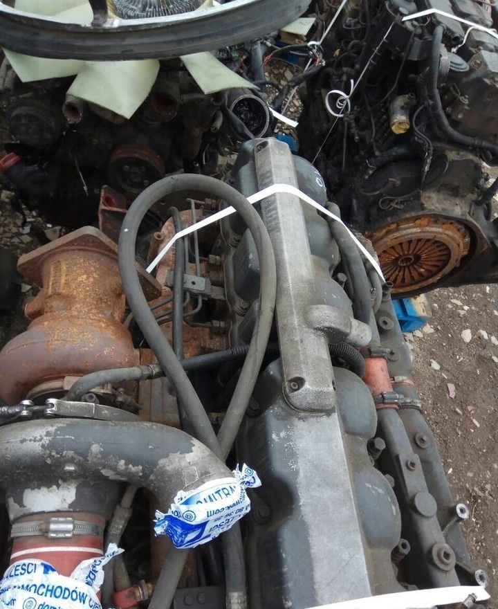 Renault MACK 430 Renault MAGNUM - Motor por Camião: foto 4 Renault MACK 430 Renault MAGNUM - Motor por Camião: foto 4