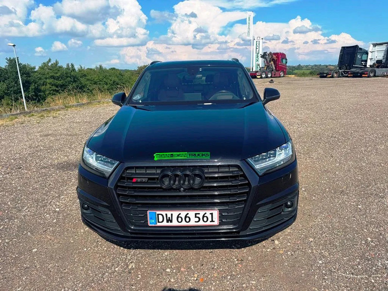 Audi SQ7 Black Edition. panoramo sun roof. . oil heater. head up display. 21" alu weels. night vision. B&O sound system. - SUV: foto 4 Audi SQ7 Black Edition. panoramo sun roof. . oil heater. head up display. 21" alu weels. night vision. B&O sound system. - SUV: foto 4