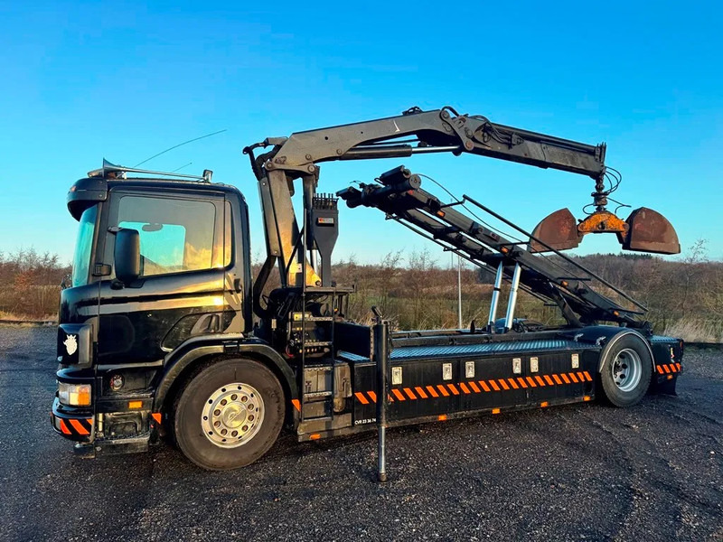 Scania P94-260 Palfinger crane PK 15002. rotor and hydr. for grabbe. - Camião com sistema de cabo: foto 5 Scania P94-260 Palfinger crane PK 15002. rotor and hydr. for grabbe. - Camião com sistema de cabo: foto 5