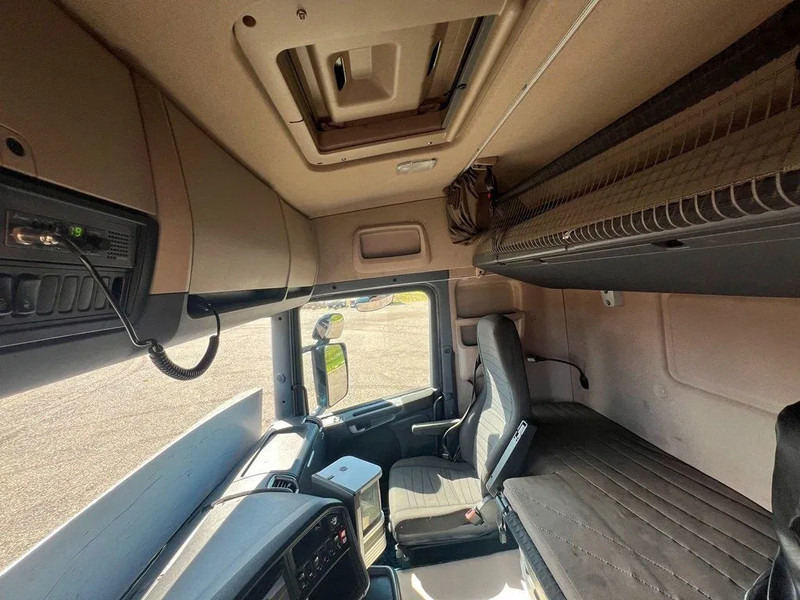 Tractor Scania R560 V8 Air / Air Suspension. only 623000km . Euro 5. Hydr. system.: foto 14 Tractor Scania R560 V8 Air / Air Suspension. only 623000km . Euro 5. Hydr. system.: foto 14