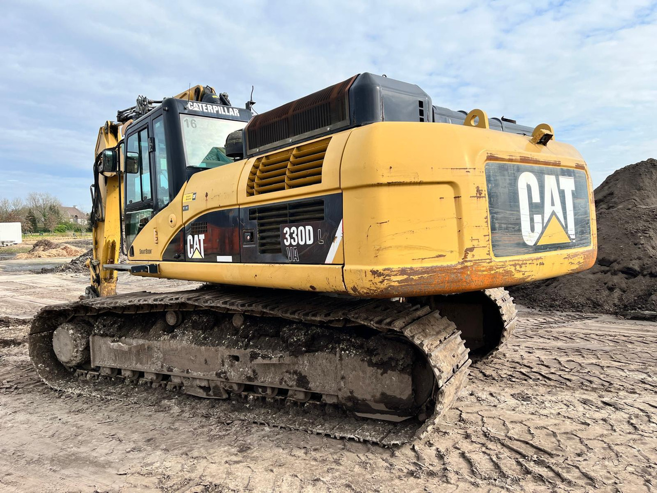 Caterpillar 330 DL - Escavadora de rastos: foto 2 Caterpillar 330 DL - Escavadora de rastos: foto 2