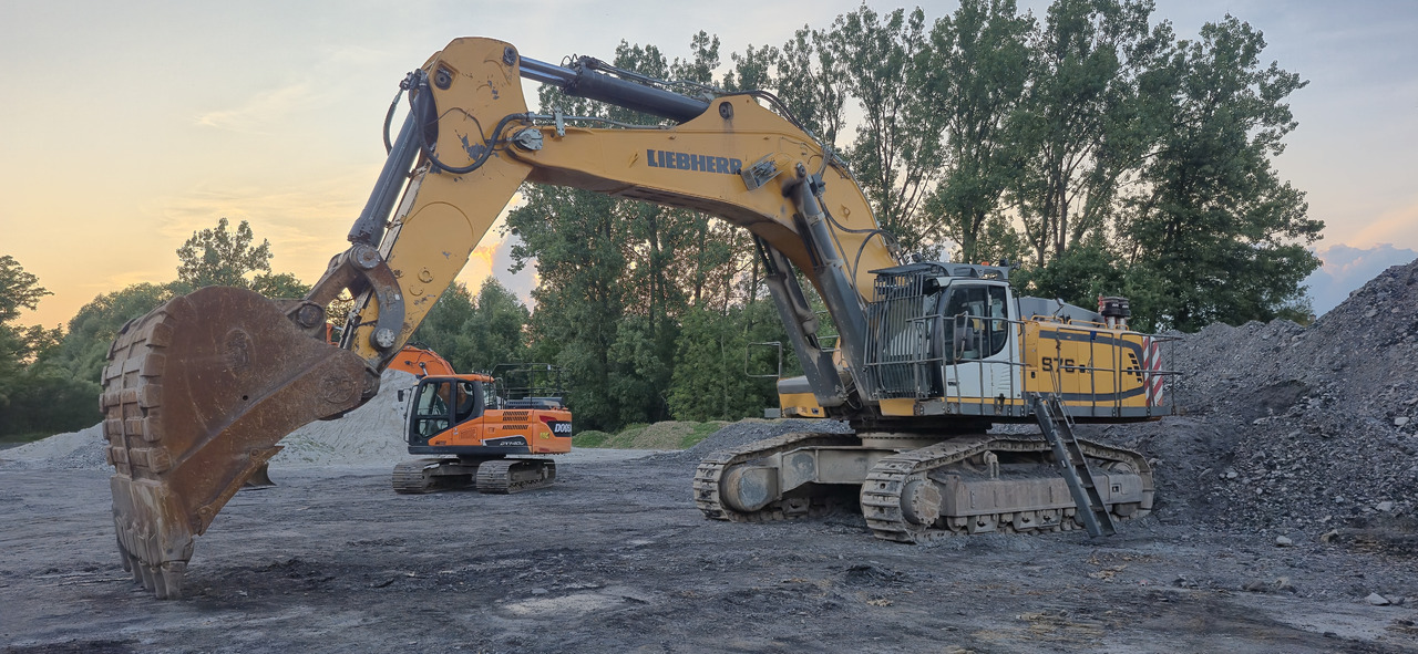 LIEBHERR R976 HD - Escavadora de rastos: foto 1 LIEBHERR R976 HD - Escavadora de rastos: foto 1