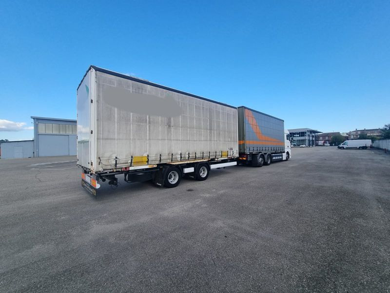 AUTOCARRO PORTACASSE - 2016 - 781000 km MAN TGX 26.440 6x2 - Camião de lona, Reboque de lona: foto 4 AUTOCARRO PORTACASSE - 2016 - 781000 km MAN TGX 26.440 6x2 - Camião de lona, Reboque de lona: foto 4