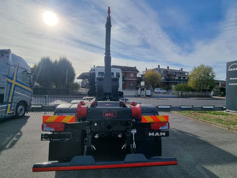 Camião polibenne MAN TGS GANCIO SCARRABILE - NUOVO TGS 41.540 8x4 BB CH: foto 7