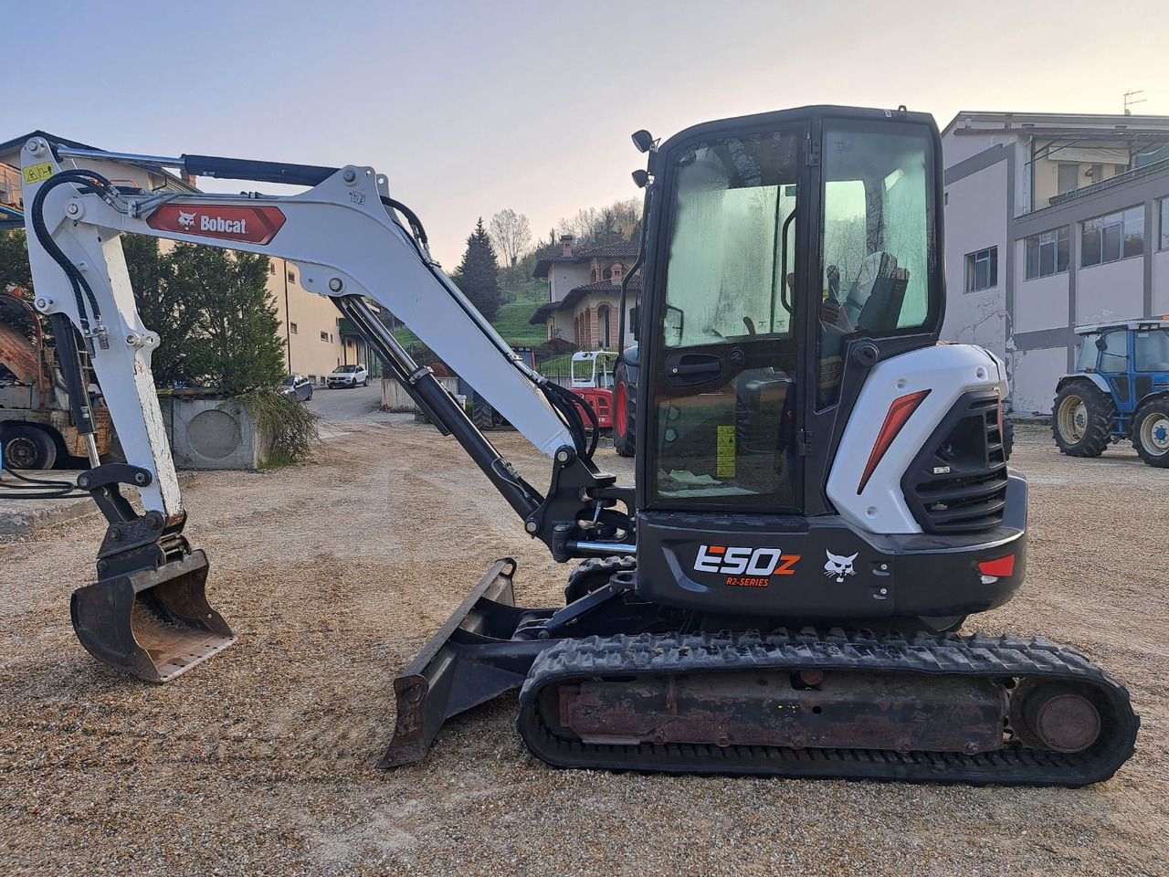 BOBCAT E 50 - Mini escavadeira: foto 2 BOBCAT E 50 - Mini escavadeira: foto 2