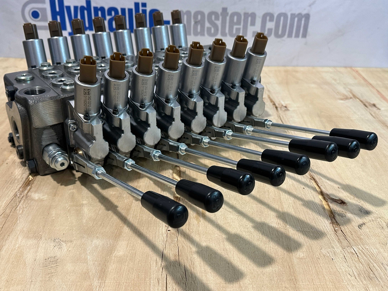 Set Scanreco RC400 with Walvoil DPX100 Cormach, Atlas, Liebherr, Fassi - Reboque florestal: foto 2 Set Scanreco RC400 with Walvoil DPX100 Cormach, Atlas, Liebherr, Fassi - Reboque florestal: foto 2