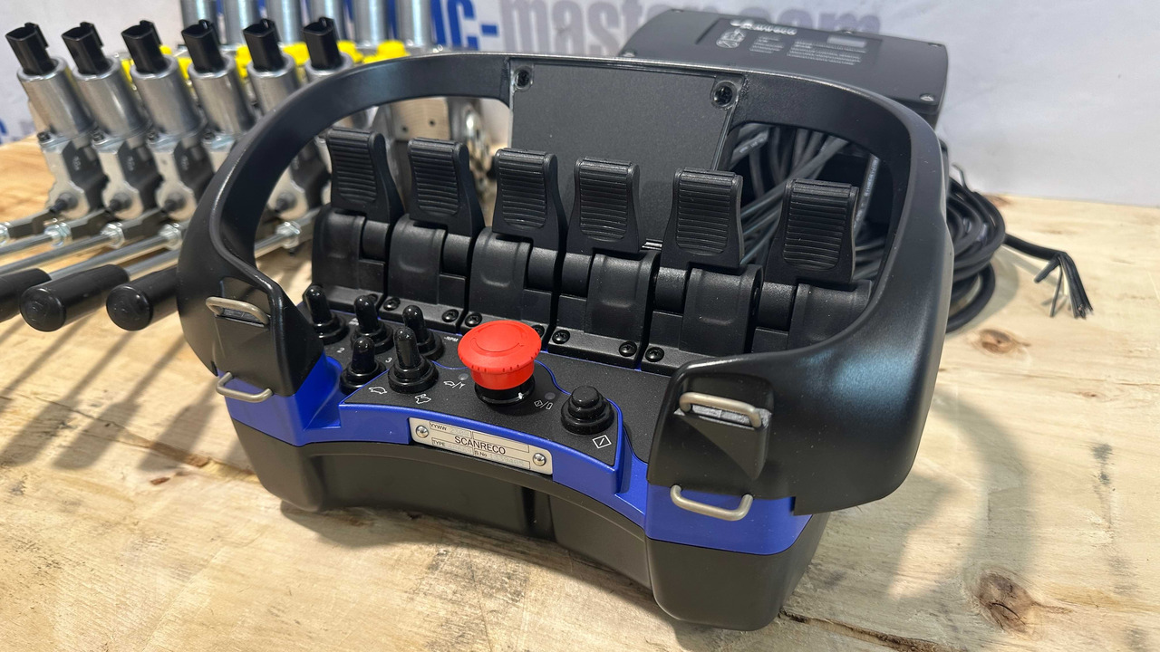 Set Scanreco RC400 with Walvoil DPX100 Manitex, Palfinger, Atlas, Cormach - Reboque florestal: foto 3 Set Scanreco RC400 with Walvoil DPX100 Manitex, Palfinger, Atlas, Cormach - Reboque florestal: foto 3