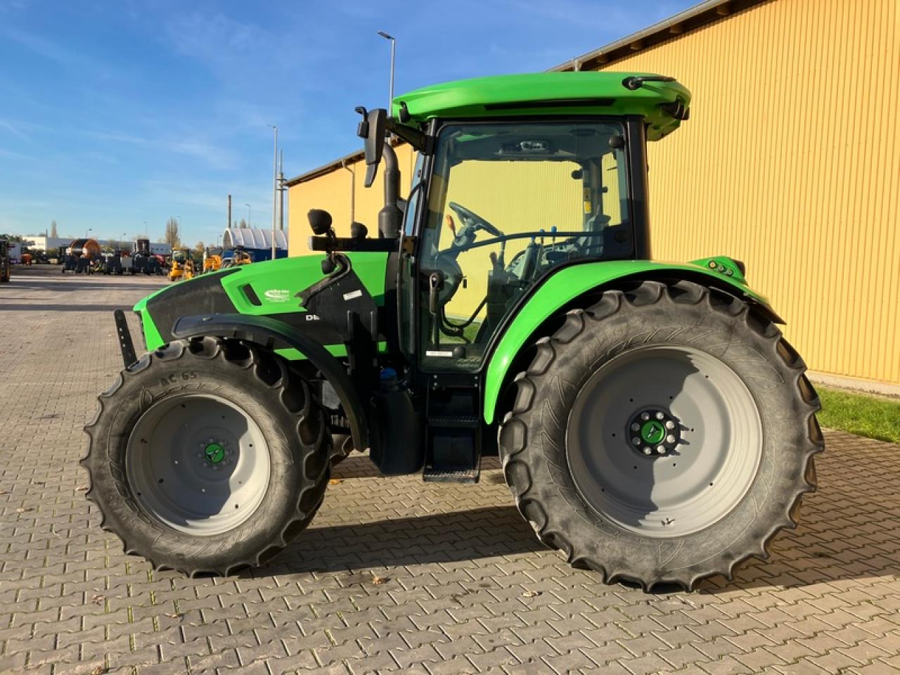 Deutz-Fahr 5120 GS - Trator: foto 2 Deutz-Fahr 5120 GS - Trator: foto 2
