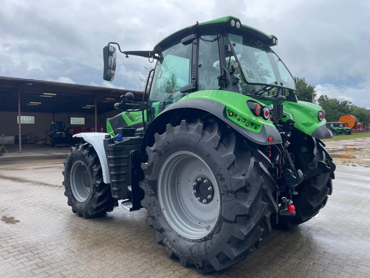 Deutz-Fahr 6170 POWERSHIFT - Trator: foto 4 Deutz-Fahr 6170 POWERSHIFT - Trator: foto 4