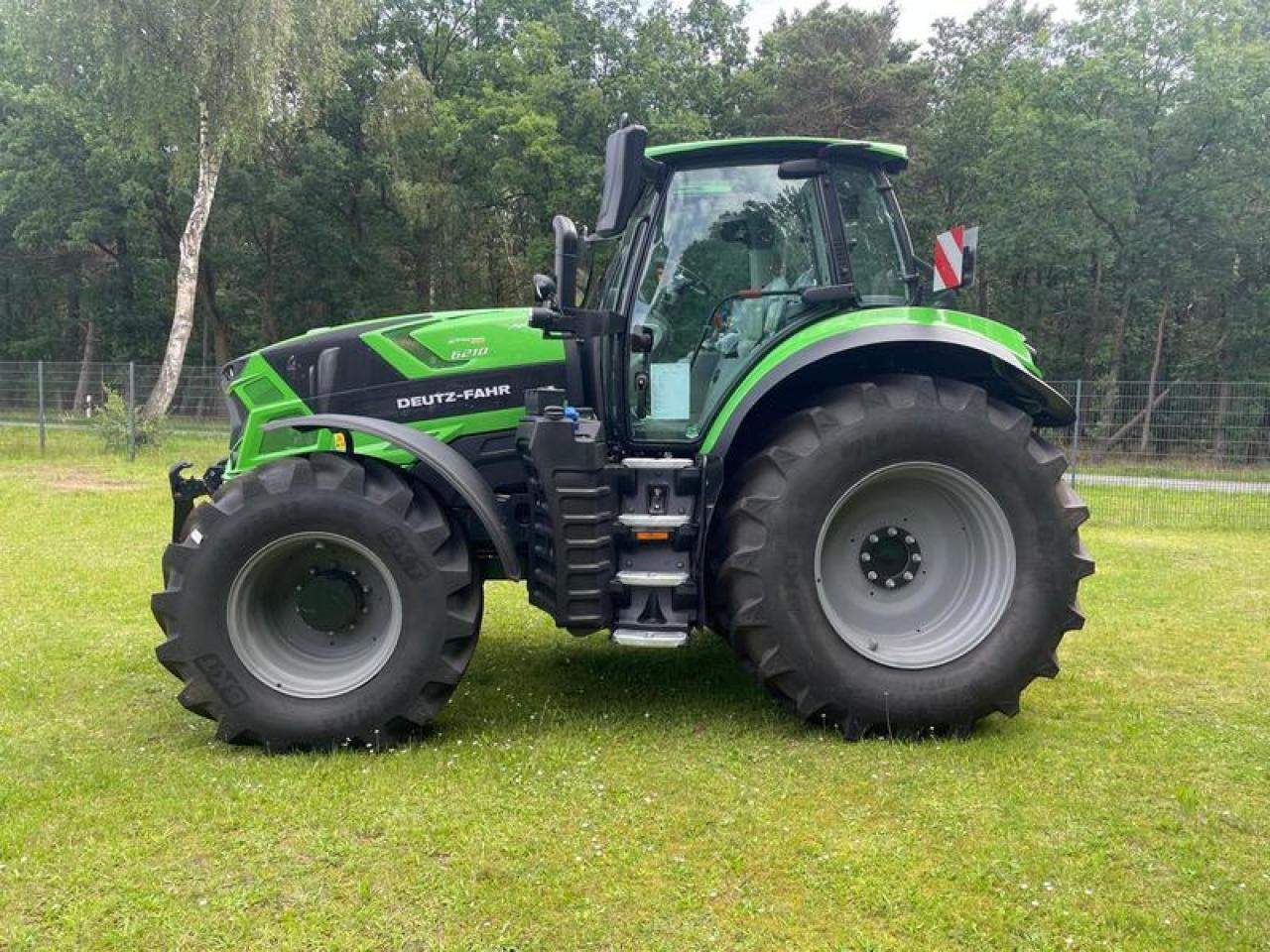 Deutz-Fahr 6210 PSHIFT AKTIONSPREIS!! - Trator: foto 2 Deutz-Fahr 6210 PSHIFT AKTIONSPREIS!! - Trator: foto 2