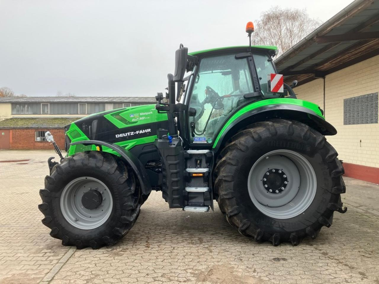 Deutz-Fahr 6230 TTV - Trator: foto 2 Deutz-Fahr 6230 TTV - Trator: foto 2