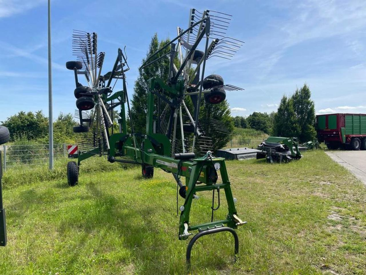 Fendt FORMER 1603 AKTION - Ancinho enleirador: foto 5 Fendt FORMER 1603 AKTION - Ancinho enleirador: foto 5