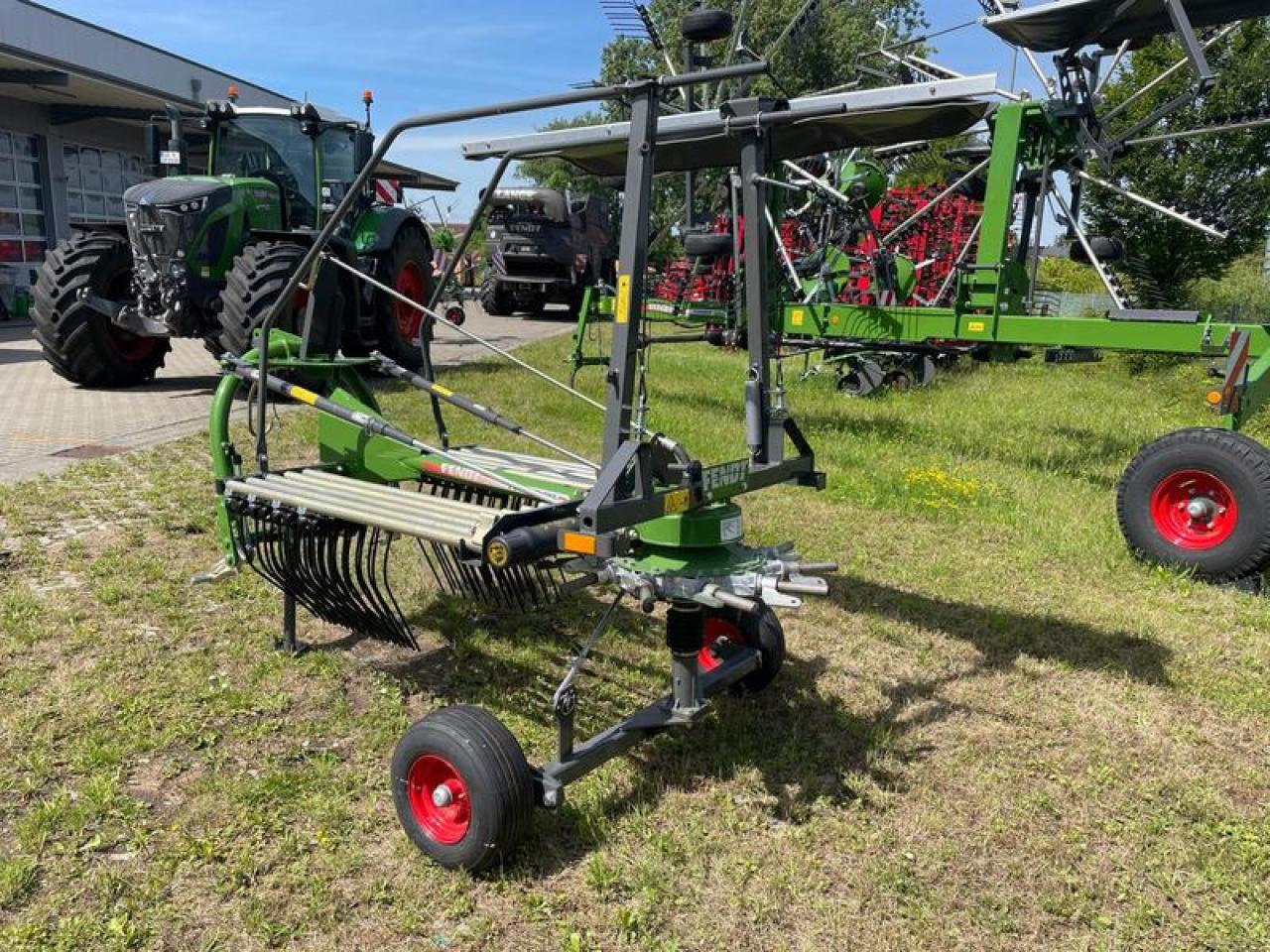 Fendt FORMER 391AKTION - Ancinho enleirador: foto 2 Fendt FORMER 391AKTION - Ancinho enleirador: foto 2