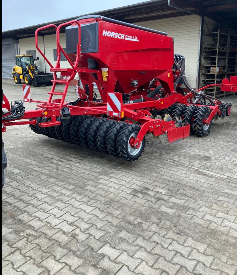 Horsch PRONTO 3 DC - Semeadeira: foto 1 Horsch PRONTO 3 DC - Semeadeira: foto 1