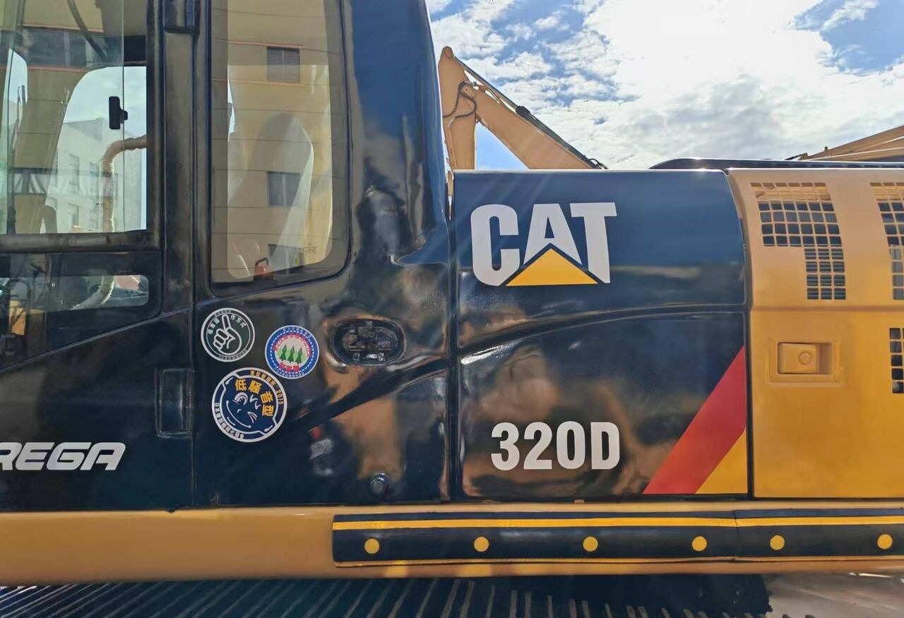 Caterpillar 320D - Escavadora de rastos: foto 4 Caterpillar 320D - Escavadora de rastos: foto 4