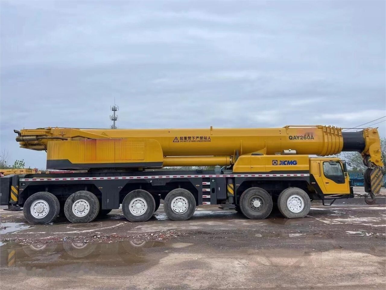 XCMG QAY160 QAY200 QAY260A 160ton 200ton 260ton - Grua móvel: foto 1 XCMG QAY160 QAY200 QAY260A 160ton 200ton 260ton - Grua móvel: foto 1