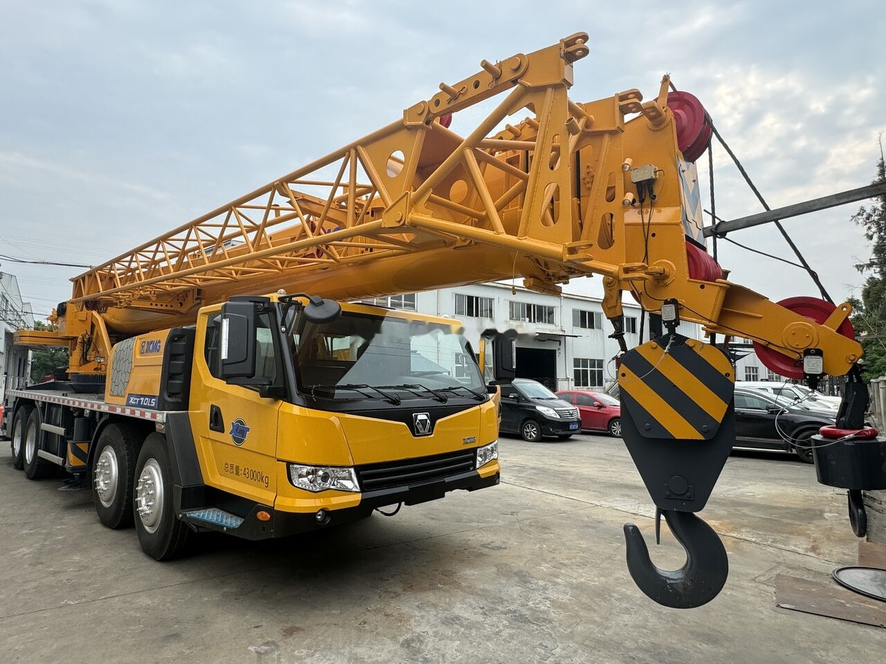 XCMG XCT70 25ton 50ton 70ton 130ton - Grua móvel: foto 1 XCMG XCT70 25ton 50ton 70ton 130ton - Grua móvel: foto 1