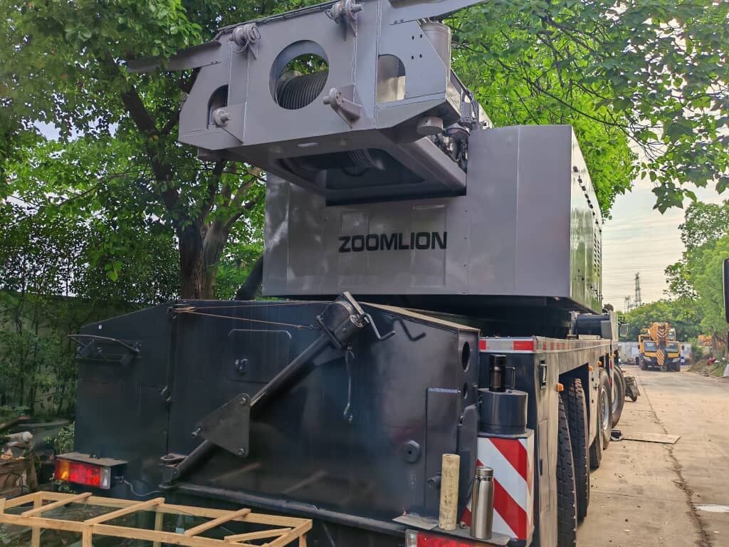 Grua móvel Zoomlion ZTC2200V 220T 220ton: foto 6