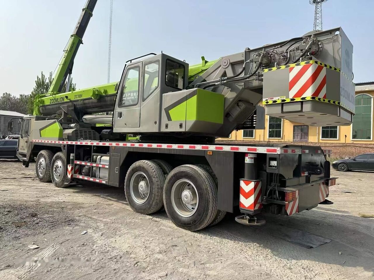 Zoomlion ZTC700V ZTC800V ZTC900V 50T 70T 80T 100T - Grua móvel: foto 4 Zoomlion ZTC700V ZTC800V ZTC900V 50T 70T 80T 100T - Grua móvel: foto 4