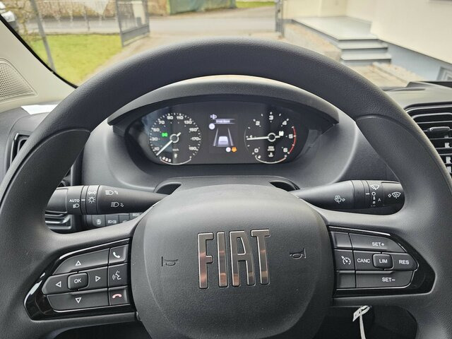 FIAT Ducato 35 140 L2H2 Klima Temp 260° Kamera PDC... - Furgão: foto 3 FIAT Ducato 35 140 L2H2 Klima Temp 260° Kamera PDC... - Furgão: foto 3