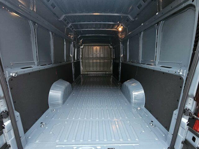 Furgão novo FIAT Ducato 35 MAXI L5H2 L4H2 180 15m³ Safety Kamera...: foto 26 Furgão novo FIAT Ducato 35 MAXI L5H2 L4H2 180 15m³ Safety Kamera...: foto 26