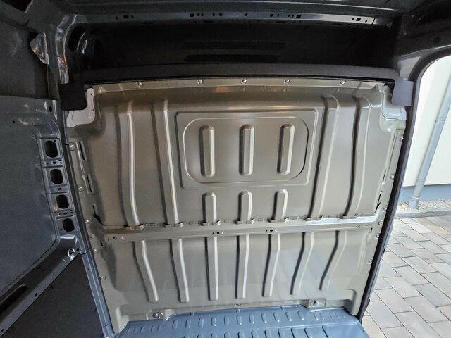 Furgão novo FIAT Ducato 35 MAXI L5H2 L4H2 180 15m³ Safety Kamera...: foto 28 Furgão novo FIAT Ducato 35 MAXI L5H2 L4H2 180 15m³ Safety Kamera...: foto 28