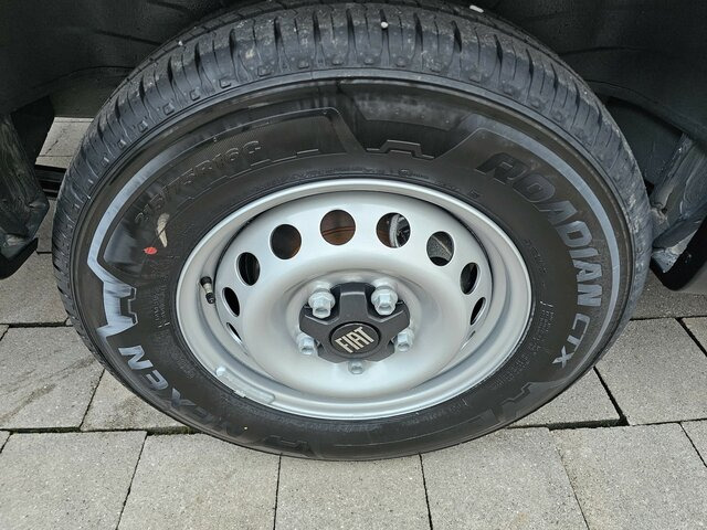 Furgão novo FIAT Ducato 35 MAXI L5H2 L4H2 180 15m³ Safety Kamera...: foto 20 Furgão novo FIAT Ducato 35 MAXI L5H2 L4H2 180 15m³ Safety Kamera...: foto 20