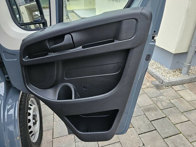 Furgão novo FIAT Ducato 35 MAXI L5H2 L4H2 180 15m³ Safety Kamera...: foto 19 Furgão novo FIAT Ducato 35 MAXI L5H2 L4H2 180 15m³ Safety Kamera...: foto 19