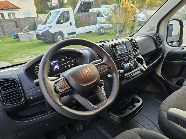FIAT Ducato 35 MAXI L5H2 L4H2 180 15m³ Safety Kamera - Furgão: foto 4 FIAT Ducato 35 MAXI L5H2 L4H2 180 15m³ Safety Kamera - Furgão: foto 4