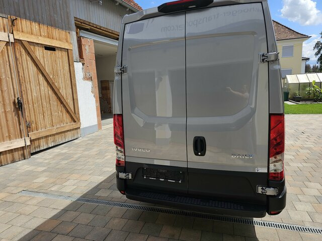 Furgão, Carrinha cabine dupla novo IVECO Daily 35S18HA8V DOKA Snoeks Mixto Hi-Matic 16m³: foto 21