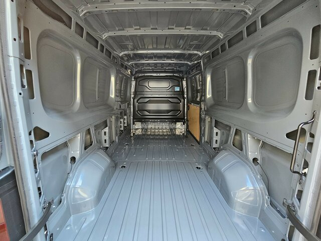 Furgão novo RENAULT Master L3H2 170 Neues Modell 10'' Navi Kamera: foto 26