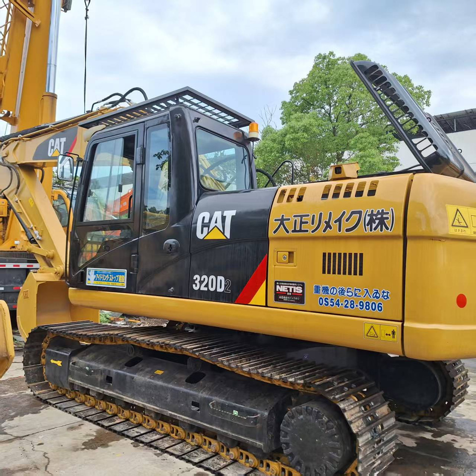 CAT 320D2 Excavator - Escavadora de rastos: foto 1 CAT 320D2 Excavator - Escavadora de rastos: foto 1