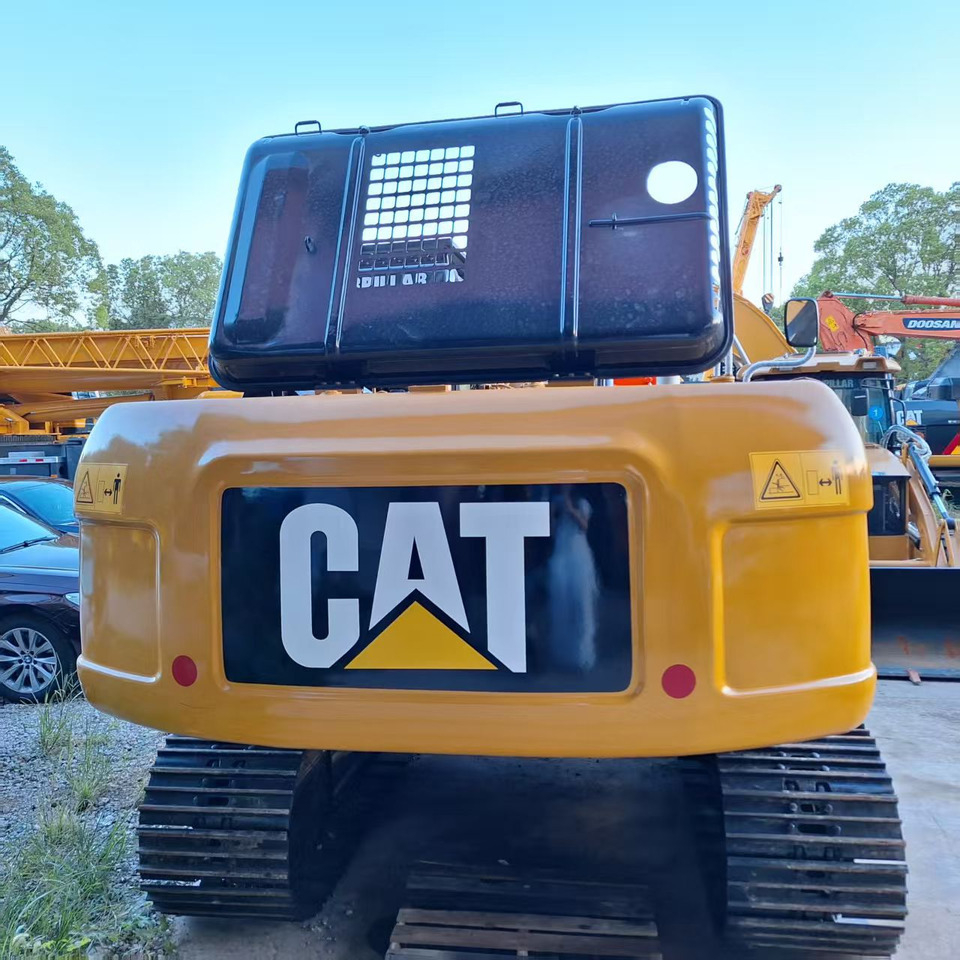 CAT 320D2L Excavator - Escavadora de rastos: foto 4 CAT 320D2L Excavator - Escavadora de rastos: foto 4