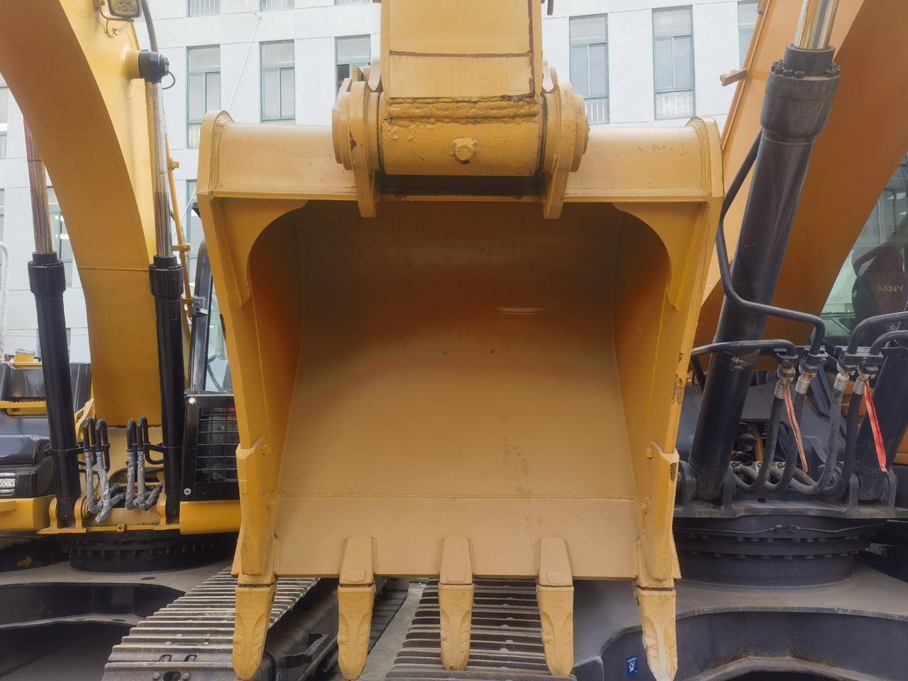 CAT 330D2L Excavator - Escavadora de rastos: foto 5 CAT 330D2L Excavator - Escavadora de rastos: foto 5