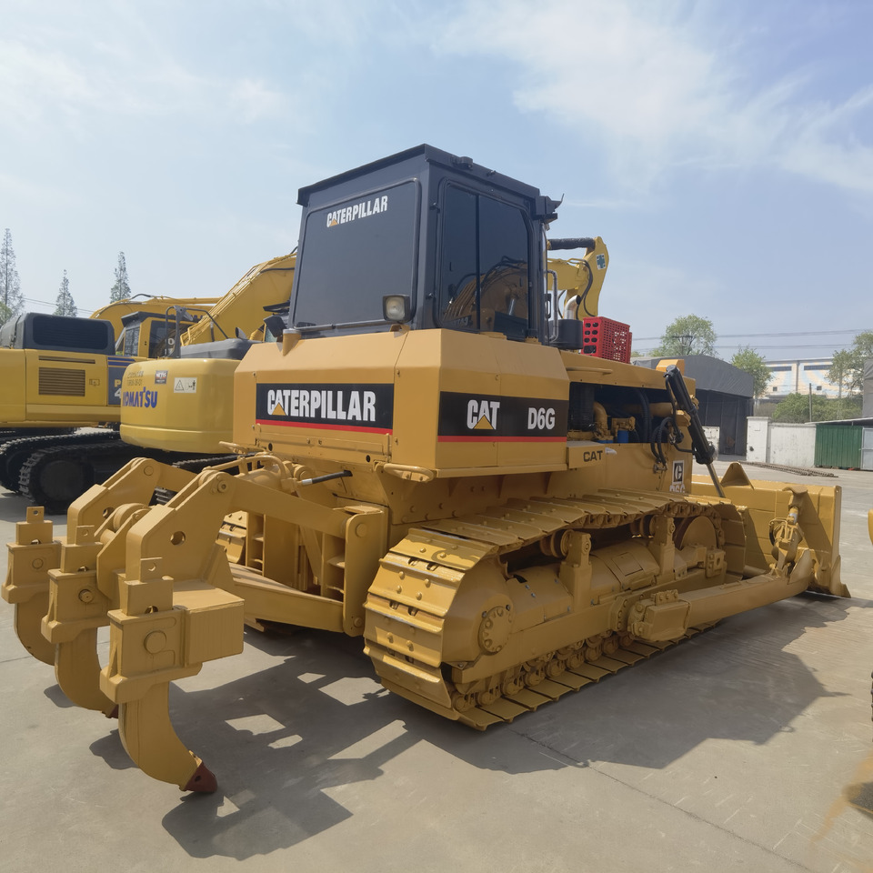 CAT D6G BullDozer - Buldôzer: foto 2 CAT D6G BullDozer - Buldôzer: foto 2