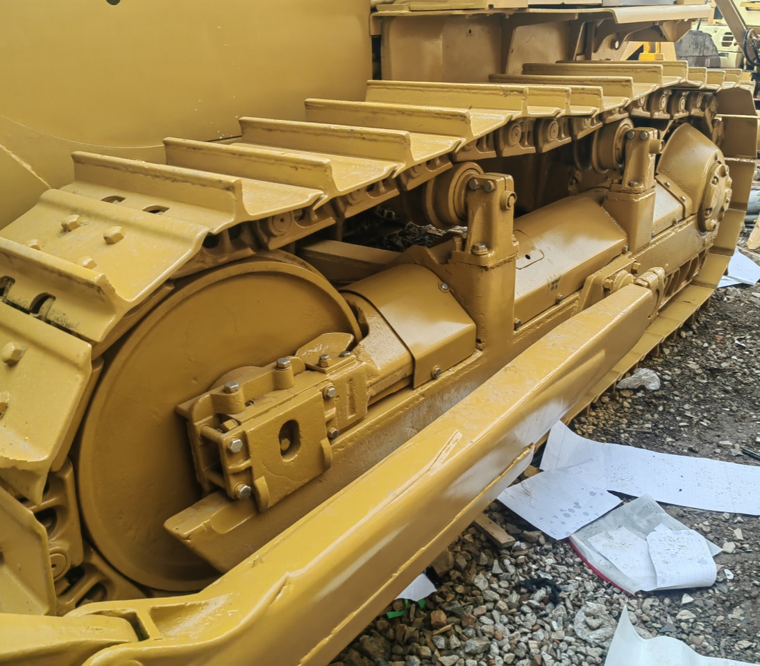 CAT D6G Bulldozer - Buldôzer: foto 5 CAT D6G Bulldozer - Buldôzer: foto 5