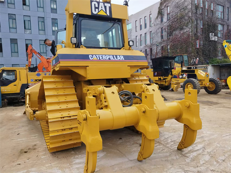 CAT D6R Bulldozer - Buldôzer: foto 5 CAT D6R Bulldozer - Buldôzer: foto 5