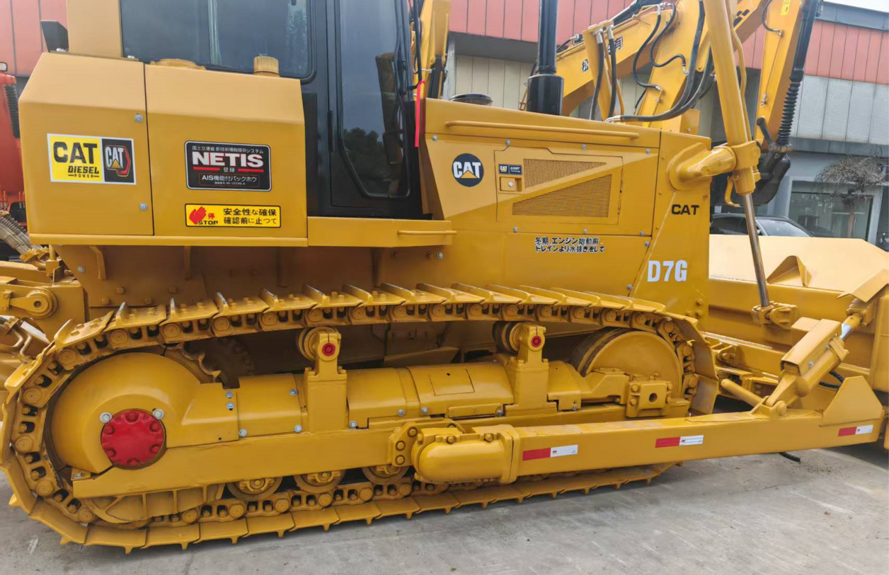 CAT D7G Bulldozer - Buldôzer: foto 4 CAT D7G Bulldozer - Buldôzer: foto 4
