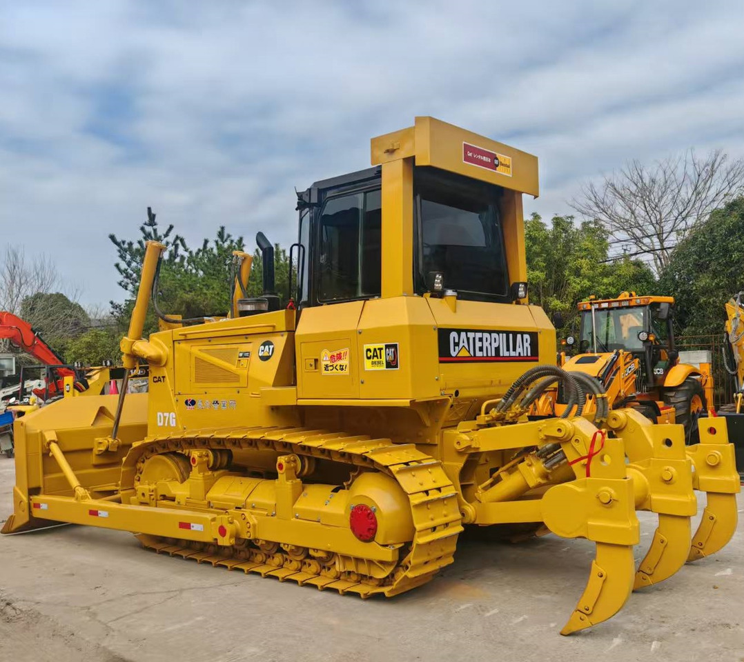 CAT D7G Dozer - Buldôzer: foto 3 CAT D7G Dozer - Buldôzer: foto 3