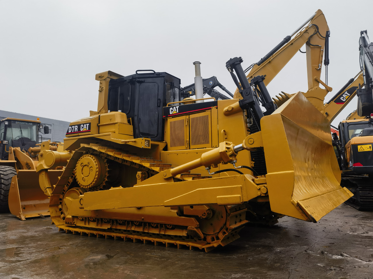 CAT D7R Bulldozer - Buldôzer: foto 5 CAT D7R Bulldozer - Buldôzer: foto 5