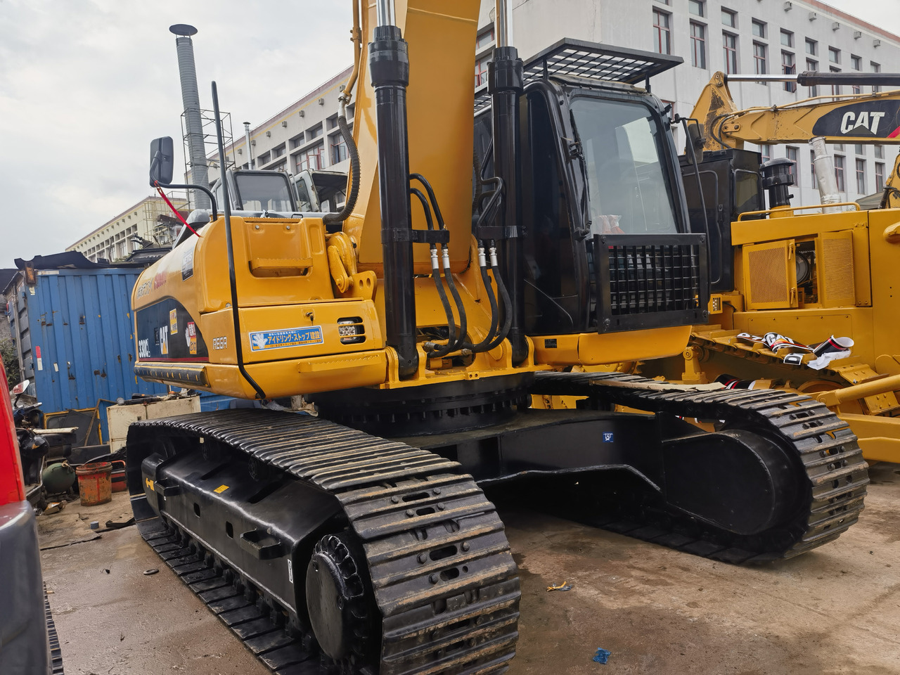 CATERPILLAR 330 C - Escavadora de rastos: foto 4 CATERPILLAR 330 C - Escavadora de rastos: foto 4