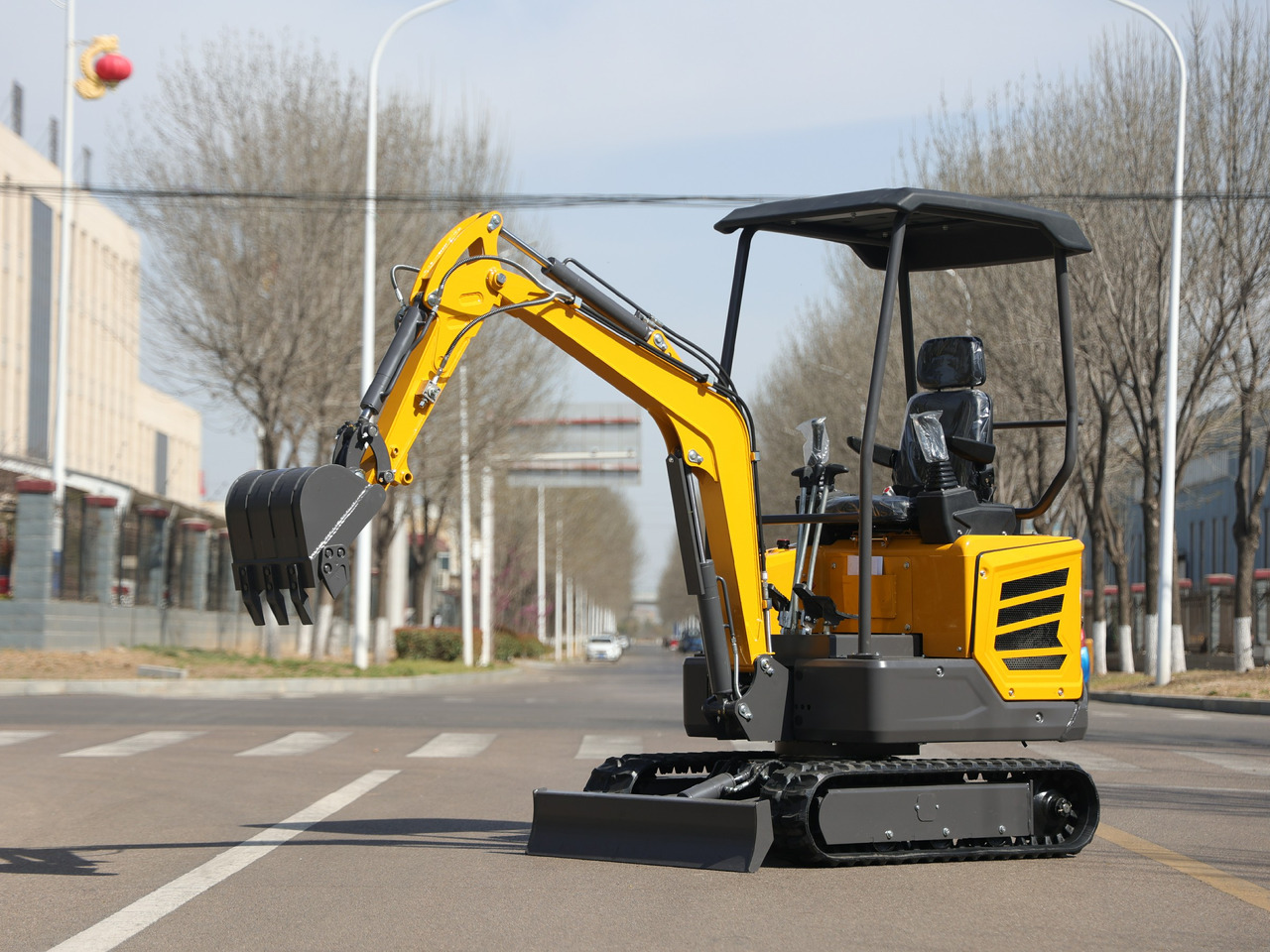 CHINA Mini digger 1.5 ton excavator - Mini escavadeira: foto 3 CHINA Mini digger 1.5 ton excavator - Mini escavadeira: foto 3