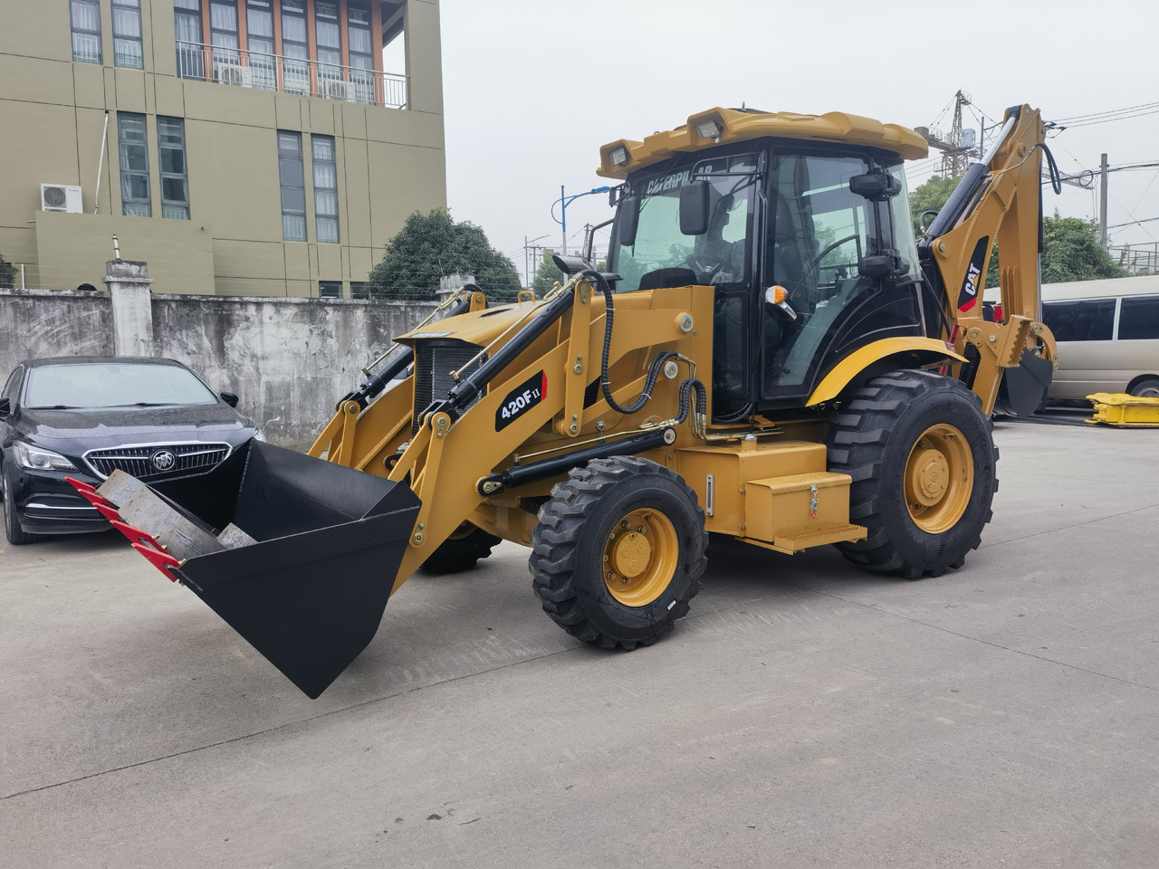 Cat 420F backhoe loader - Retroescavadeira: foto 5 Cat 420F backhoe loader - Retroescavadeira: foto 5