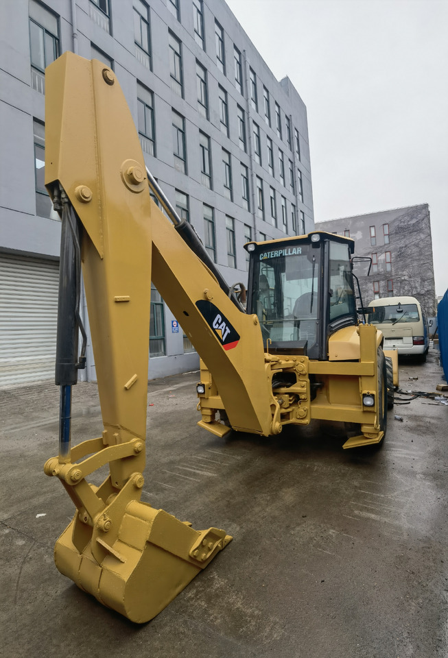 Cat 420F backhoe loader - Retroescavadeira: foto 5 Cat 420F backhoe loader - Retroescavadeira: foto 5