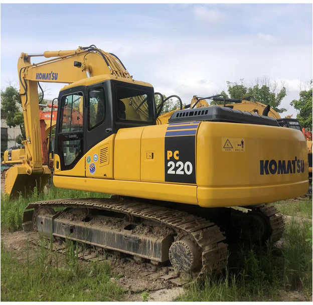 Cheap crawler excavator Komatsu PC220-7 hydraulic Excavator secondhand used komatsu pc 200-7 pc220-7 excavator for sale - Escavadora de rastos: foto 1 Cheap crawler excavator Komatsu PC220-7 hydraulic Excavator secondhand used komatsu pc 200-7 pc220-7 excavator for sale - Escavadora de rastos: foto 1