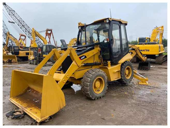 Cheap prices Good Condition High Performance CAT 420F second hand Backhoe Loader 420F Loader Backhoe for sale - Retroescavadeira: foto 1 Cheap prices Good Condition High Performance CAT 420F second hand Backhoe Loader 420F Loader Backhoe for sale - Retroescavadeira: foto 1